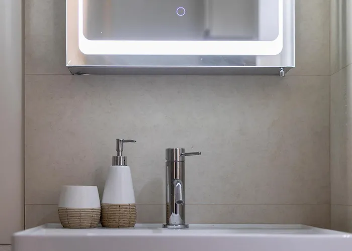 La Del Monaco Marinaio 알라시오